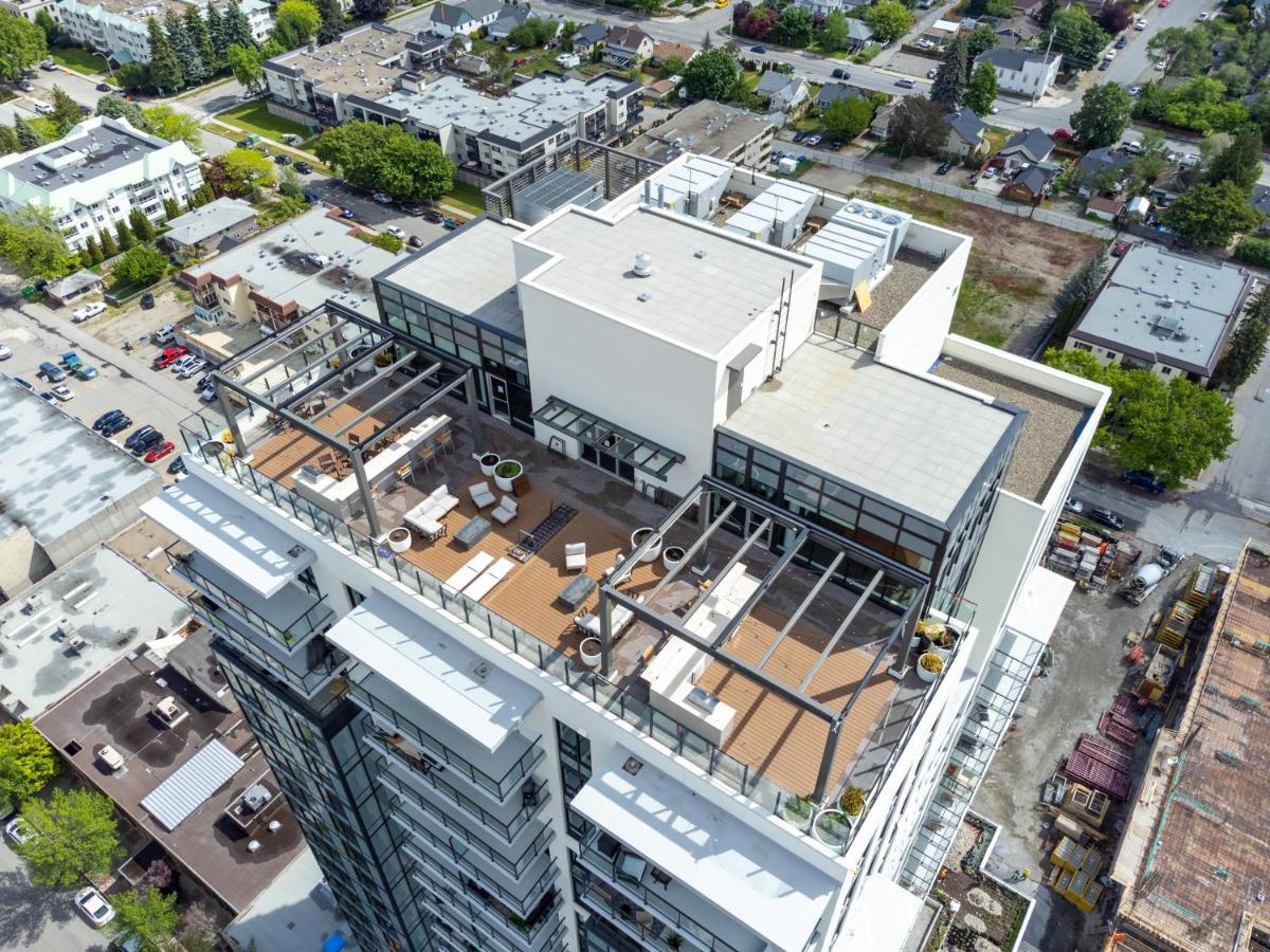 Brand New Luxury Downtown Near The Beach #13 Келоуна Екстер'єр фото