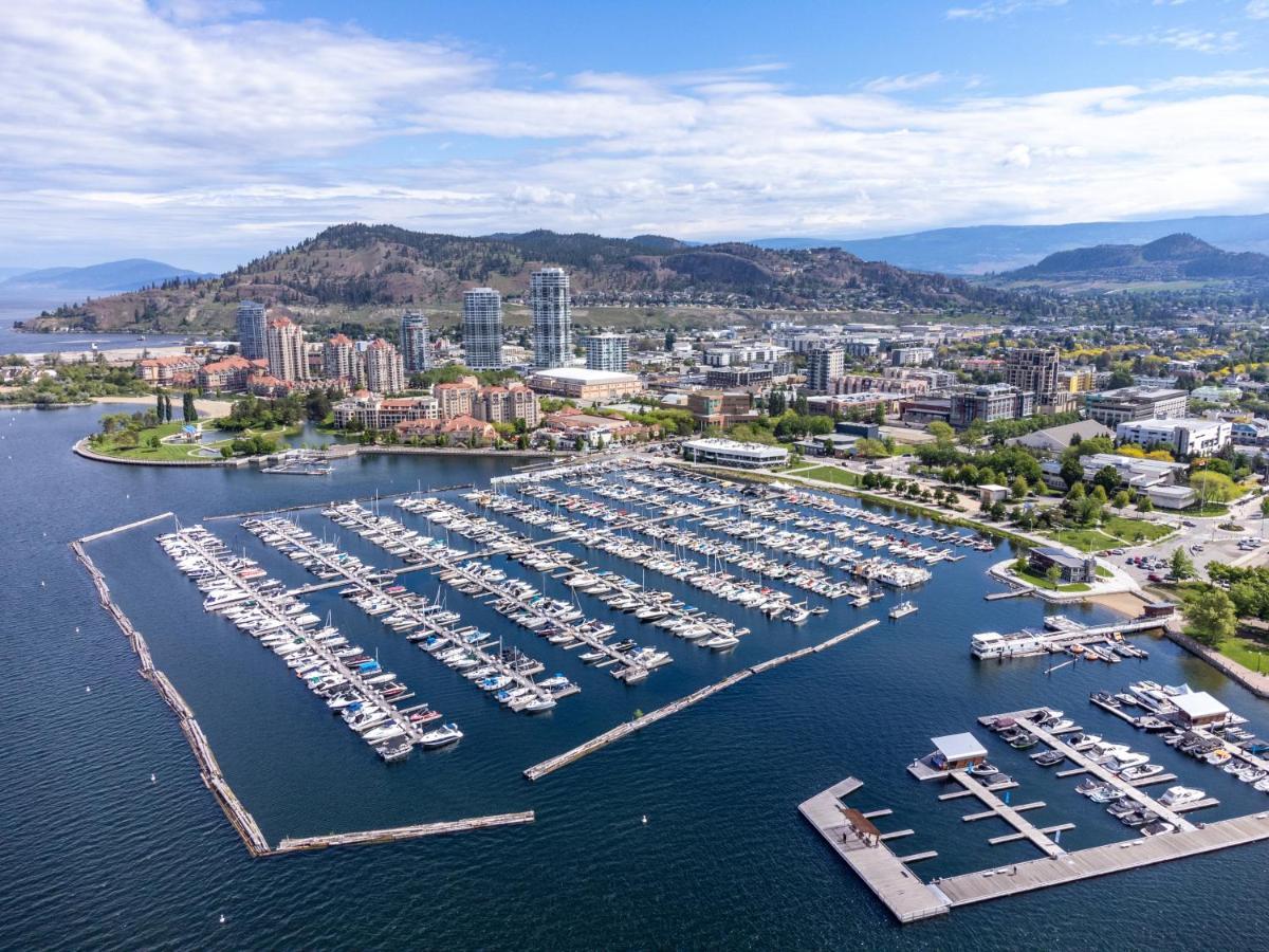 Brand New Luxury Downtown Near The Beach #13 Келоуна Екстер'єр фото