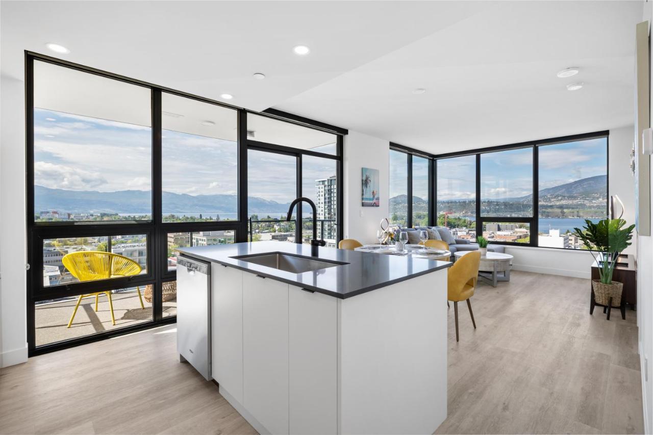 Brand New Luxury Downtown Near The Beach #13 Келоуна Екстер'єр фото